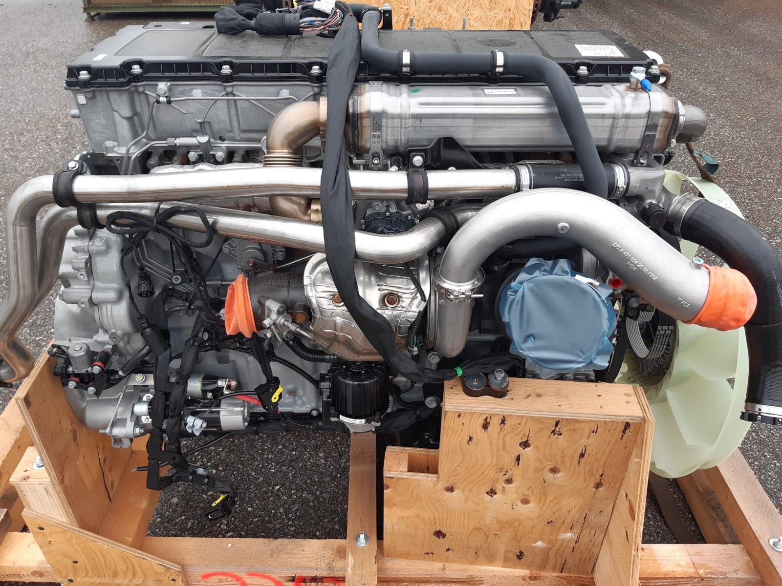 MERCEDES OM 470 - OM 471 COPMLETE ENGİNER